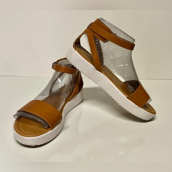 🛍️PIERRE DUMAS Tan ankle strap platform sandals size 7‎ - Picture 5 of 10